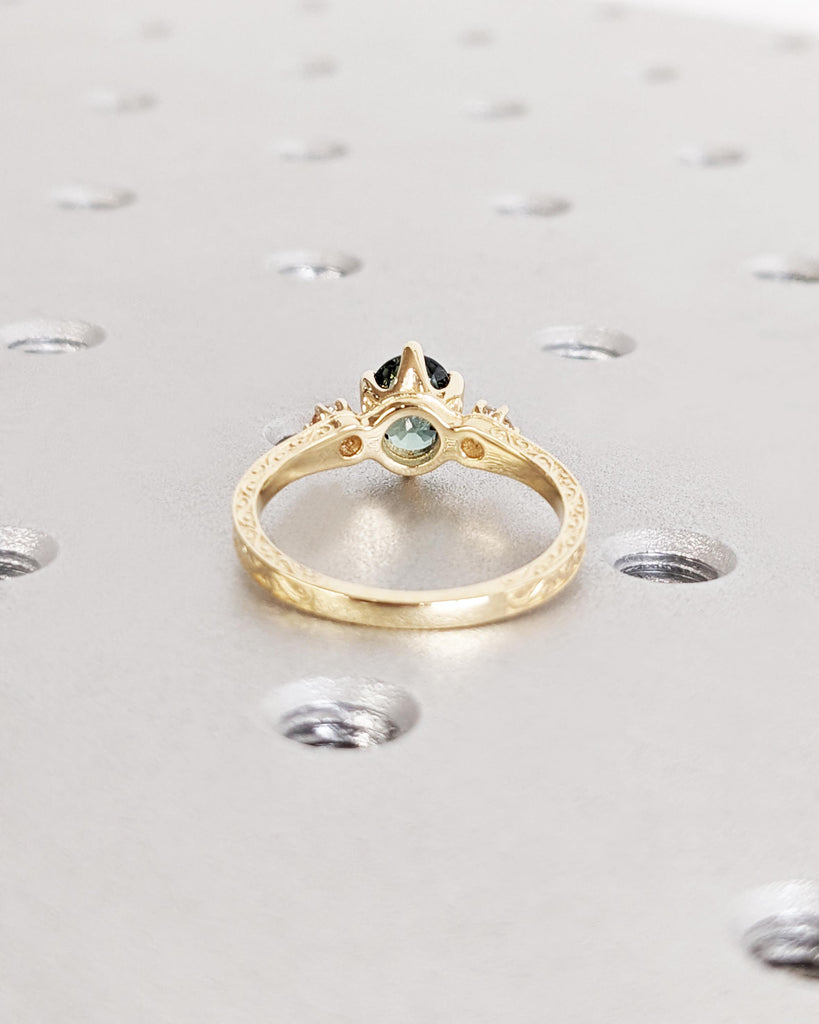 Peacock Sapphire Promise Ring Gold, Round Cut Engagement Dainty Sapphire Ring, Art Deco Ring, Green Gemstone Statement Ring Anniversary Gift