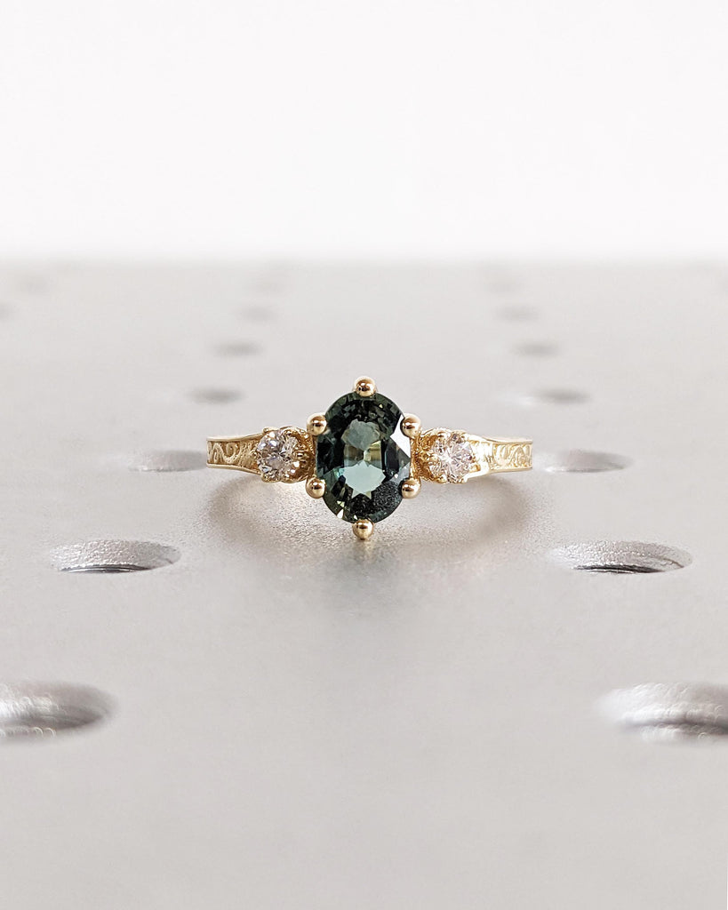 Peacock Sapphire Promise Ring Gold, Round Cut Engagement Dainty Sapphire Ring, Art Deco Ring, Green Gemstone Statement Ring Anniversary Gift