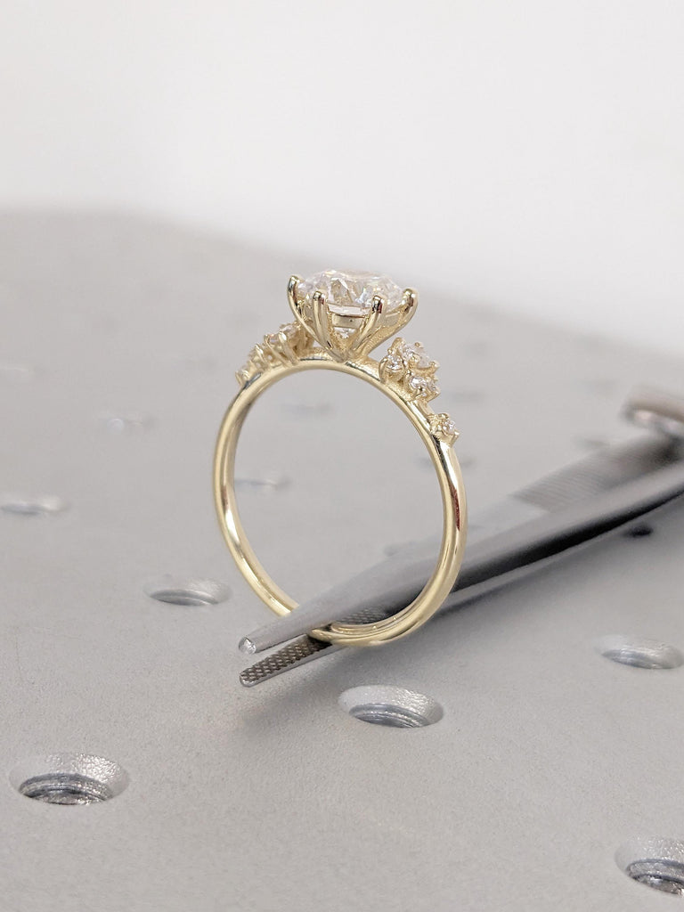 Dainty 14k Yellow Gold Snowdrift Ring, Round Cut Lab Diamond, Unique Wedding Anniversary Ring, Vintage Gold Ring Gift for Her, Birthday gift