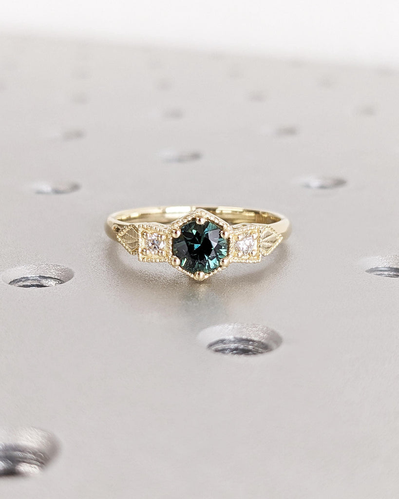 Peacock Sapphire Promise Ring Gold, Round Cut Engagement Dainty Sapphire Ring, Art Deco Ring, Green Gemstone Statement Ring Anniversary Gift