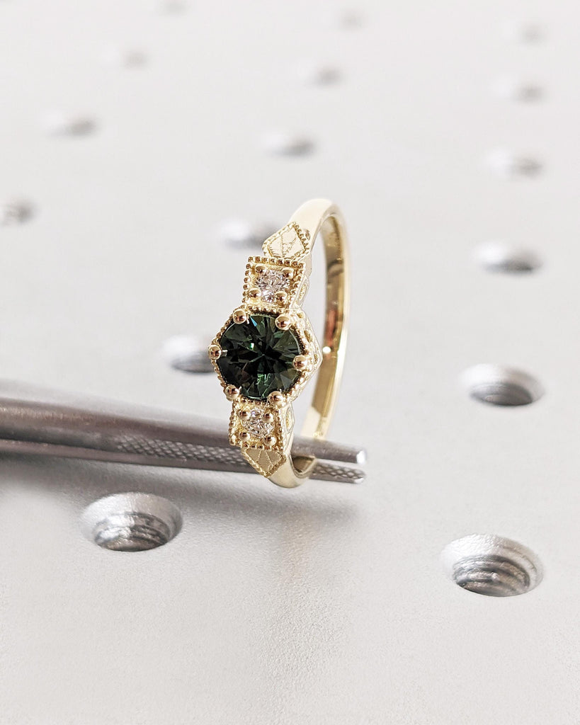 Peacock Sapphire Promise Ring Gold, Round Cut Engagement Dainty Sapphire Ring, Art Deco Ring, Green Gemstone Statement Ring Anniversary Gift