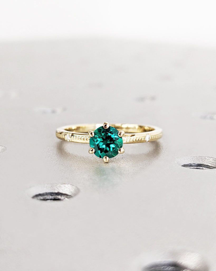 Minimalist Round Cut Lab Emerald Engagement Ring, Dainty Green Emerald Ring, Beaded Ring, 14K Yellow Gold Ring, Solitaire Ring, Promise Ring