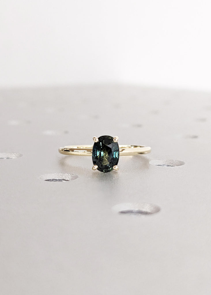 Oval Cut Montana Sapphire Engagement Ring / Oval Cut Peacock Blue Green Teal Sapphire / Solitaire Oval Cut Ring / 4 Prong Setting Minimalist