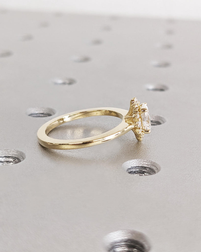 Vintage 14k Yellow Gold Moissanite Solitaire Ring | Floral Halo Engagement Ring | Lab Diamond Cluster Ring | Oval cut Wedding Ring for Her