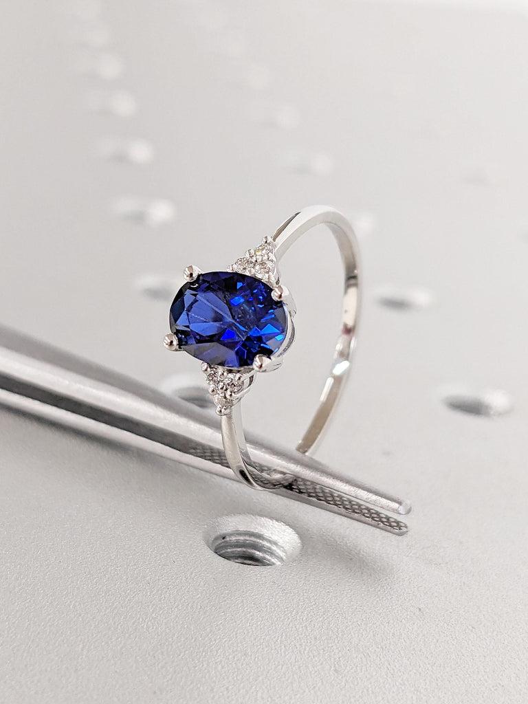 Vintage Blue Sapphire Ring | Oval Engagement Ring | Platinum Diamond or Moissanite Wedding Ring | Unique Sapphire Jewelry | Lab Sapphire