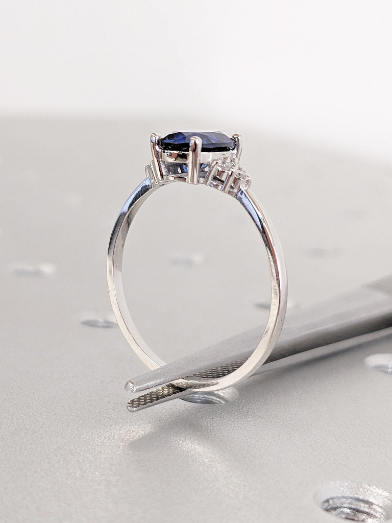 Vintage Blue Sapphire Ring | Oval Engagement Ring | Platinum Diamond or Moissanite Wedding Ring | Unique Sapphire Jewelry | Lab Sapphire