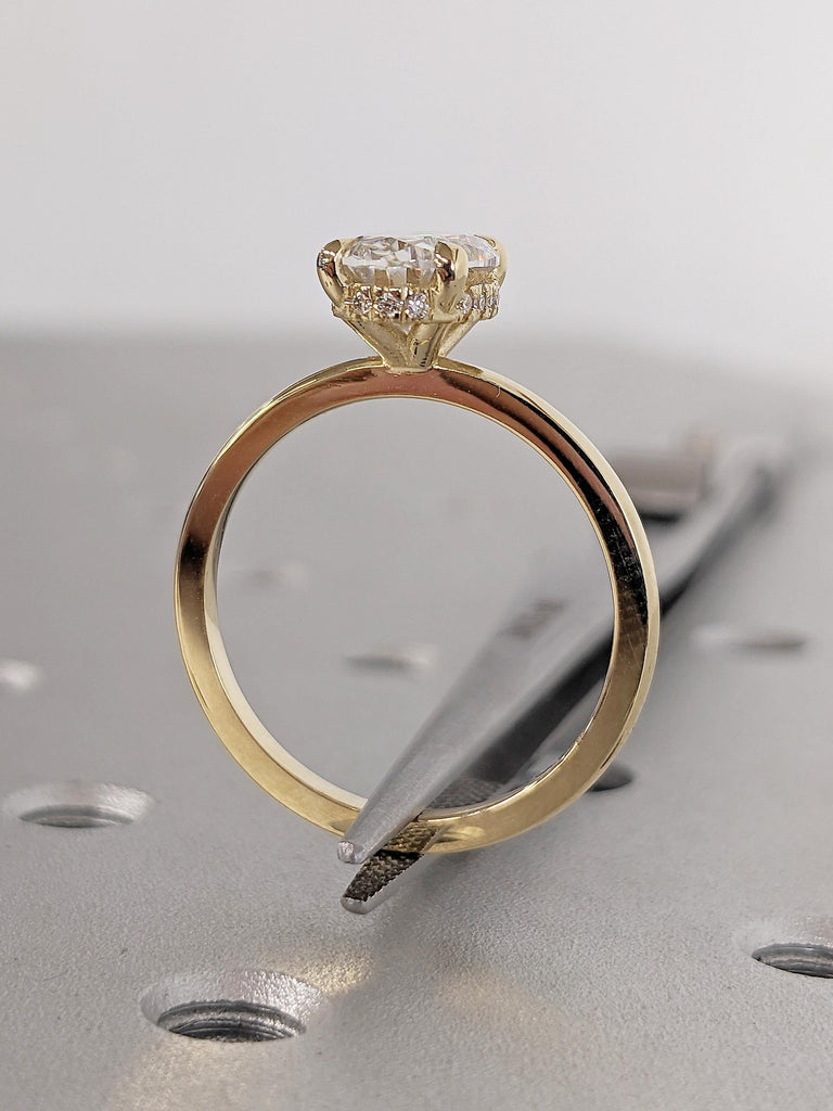 Lab Diamond Ring, Oval Engagement Ring, 14k Gold Ring, Dainty Diamond Ring, Birthday Gifts for Mom, Hidden Halo Ring, Unique Wedding Rings