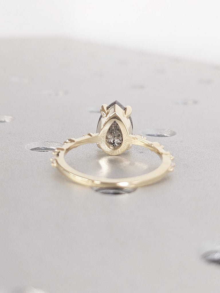 0.5-2.25ct Pear Cut Salt and Pepper Engagement Ring, Unique 14k Yellow Gold Anniversary Ring, Dainty Minimalist Promise Ring, Gift for Her