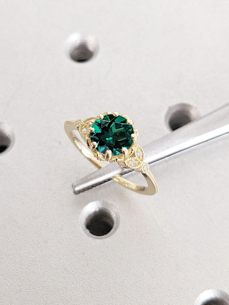 Leaf and Flower Petals Unique Art Deco Promise Anniversary Ring for Her | Emerald and Sparkling Diamonds Engagement Ring