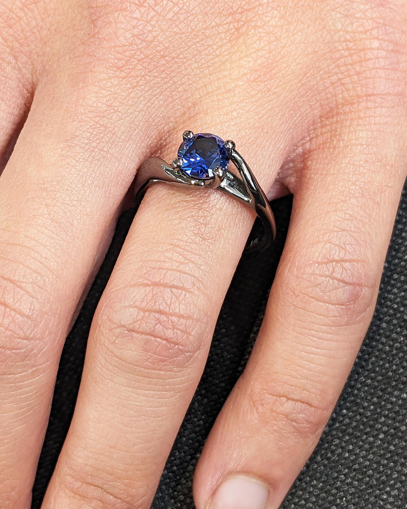 Vintage Sapphire Engagement Ring | Black Gold Twist Ring Split Shank | Round Blue Lab Sapphire Wedding Ring | Dainty Birthstone Ring For Her