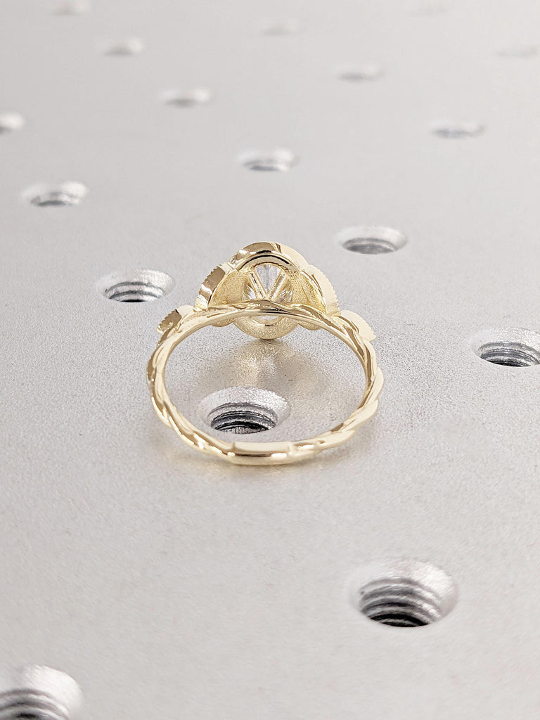 Vintage Lab Grown Diamond Cluster Engagement Ring for Women | 14k Gold Handmade Milgrain Wedding Ring | Twisted Ring | Unique Promise Ring