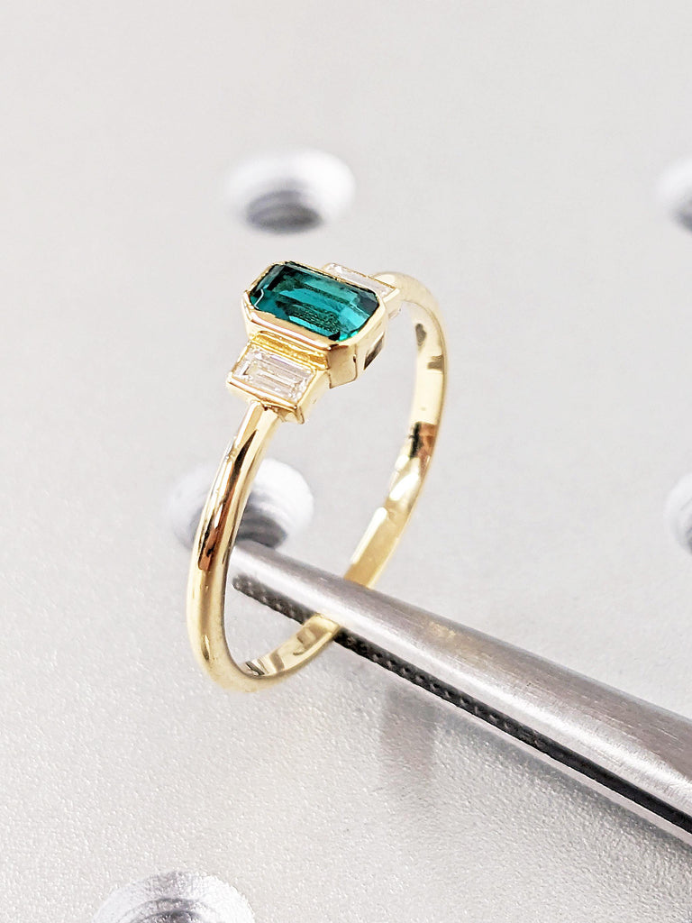 Baguette Lab Emerald Promise Ring for Her, Dainty 18K Yellow Gold Ring, Minimalist Gold Ring, Three Stone Ring, Engagement Rings for Women