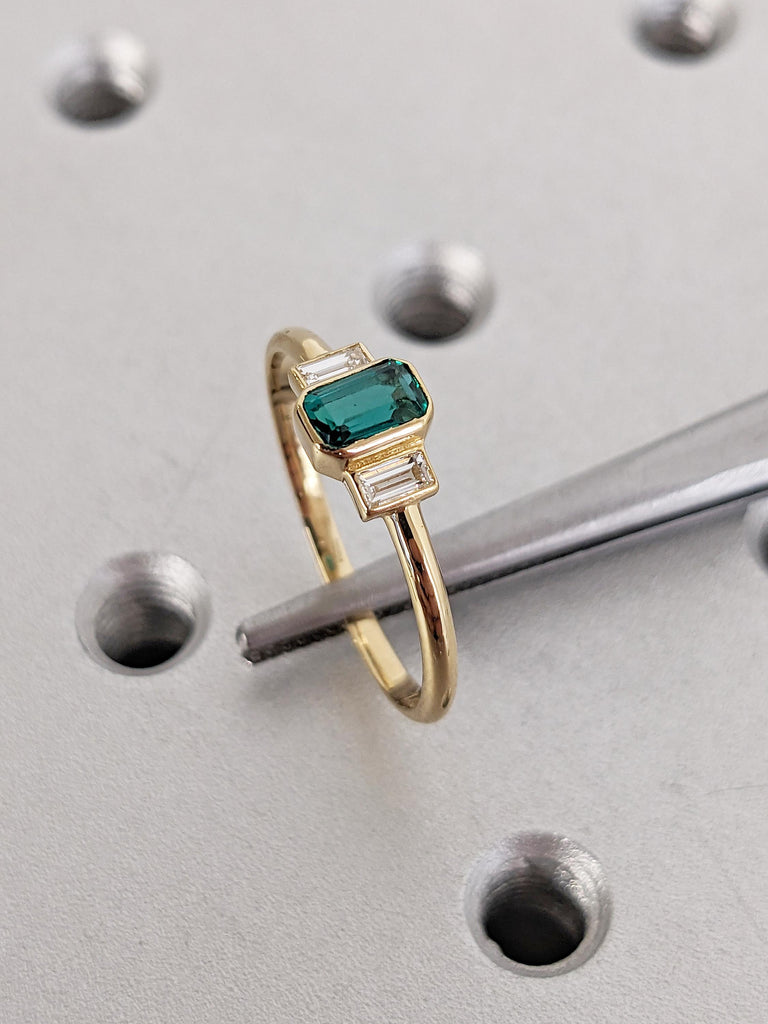 Baguette Lab Emerald Promise Ring for Her, Dainty 18K Yellow Gold Ring, Minimalist Gold Ring, Three Stone Ring, Engagement Rings for Women