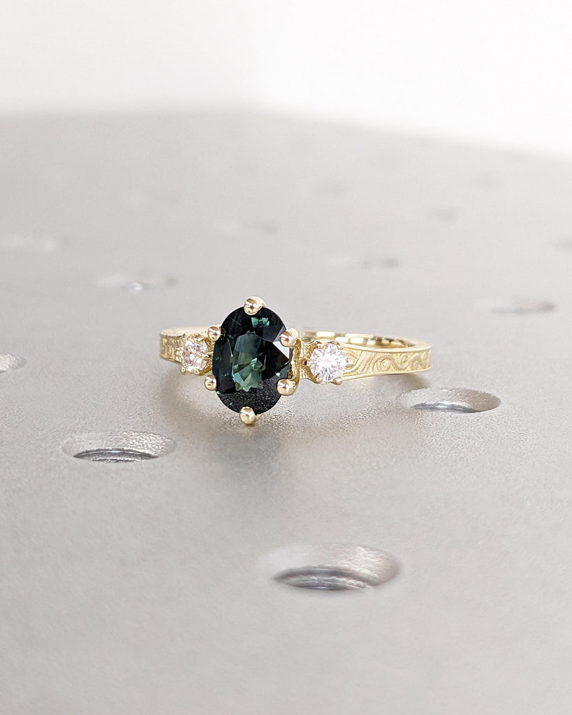 Peacock Sapphire Promise Ring Gold, Round Cut Engagement Dainty Sapphire Ring, Art Deco Ring, Green Gemstone Statement Ring Anniversary Gift