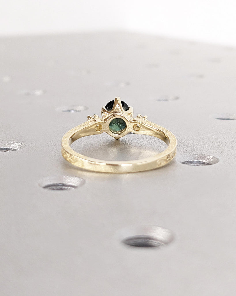 Peacock Sapphire Promise Ring Gold, Round Cut Engagement Dainty Sapphire Ring, Art Deco Ring, Green Gemstone Statement Ring Anniversary Gift