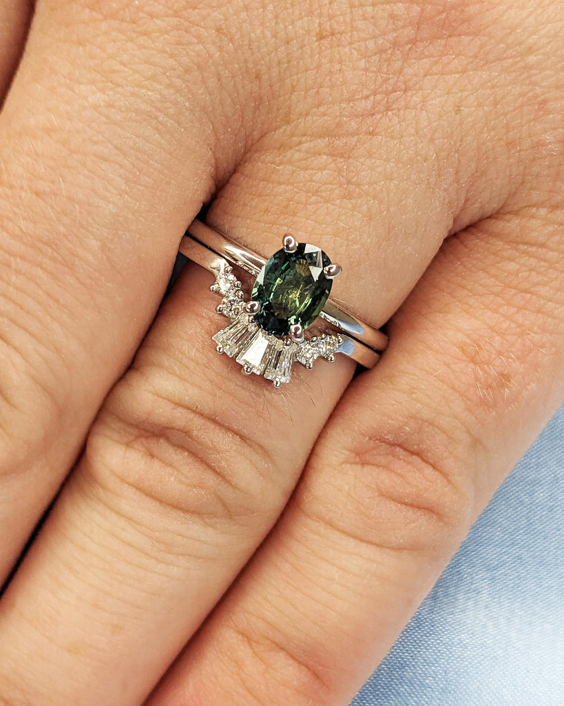 Oval cut Teal Sapphire 14k Gold Engagement Ring | Baguette Diamond Ring