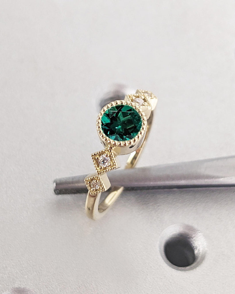 Vintage Wedding Ring - 5MM Round Lab Emerald Ring - Five Stone Ring - Bezel - 14K Yellow Gold Green Stone Ring - Alternative Engagement Ring