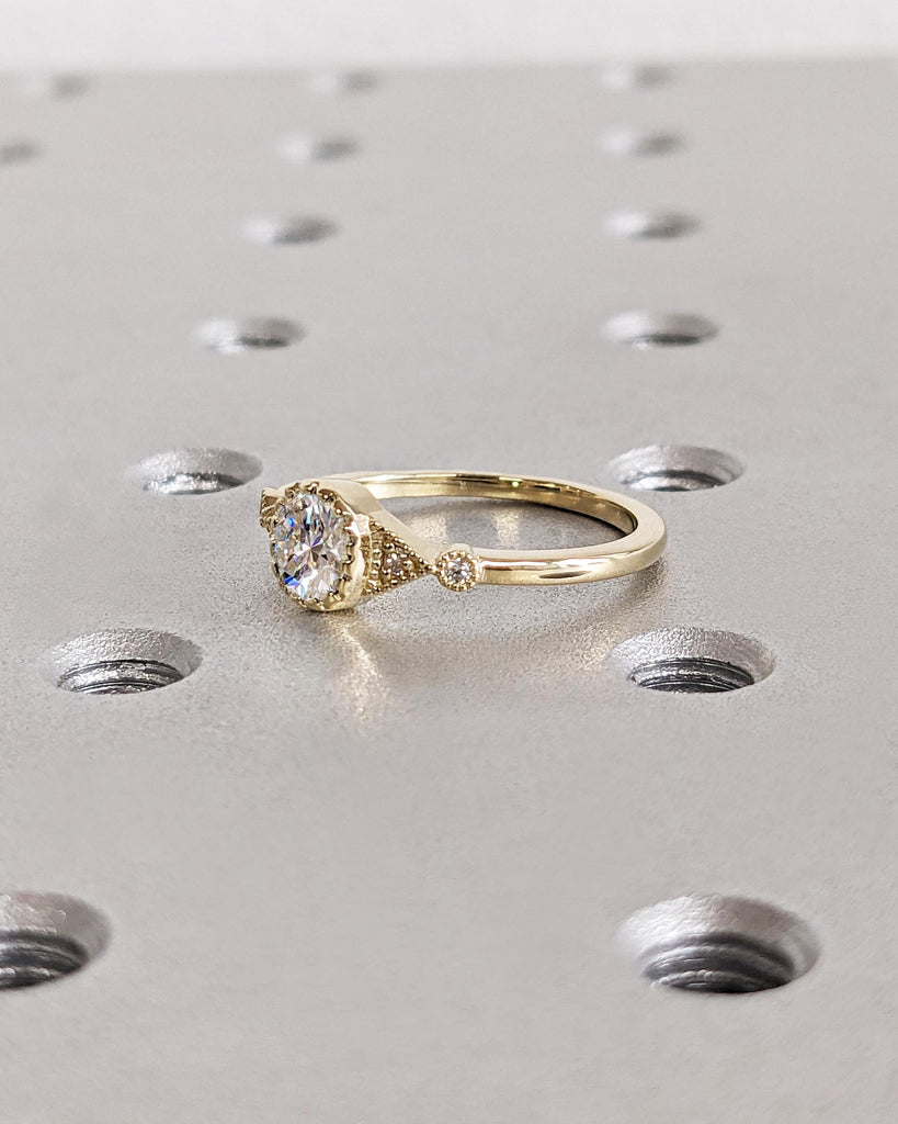 Solid Gold 14K Small Round Statement Ring, Diamond and Moissanite Bezel Ring, Delicate Promise Ring, Women Dainty Ring, Custom Handmade Ring