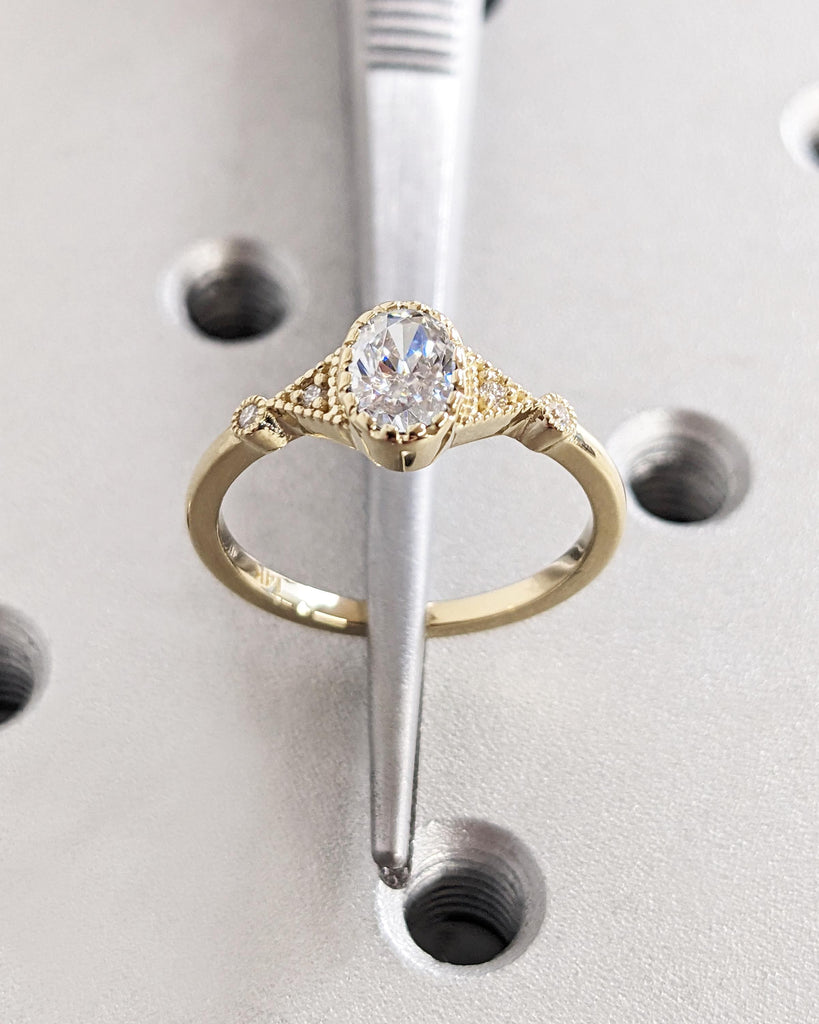 Vintage Lab Grown Diamond Ring / 14K Yellow Gold Milgrain Art Deco Ring / Antique Oval Cut Engagement Ring / Unique Bridal Promise Ring Wife