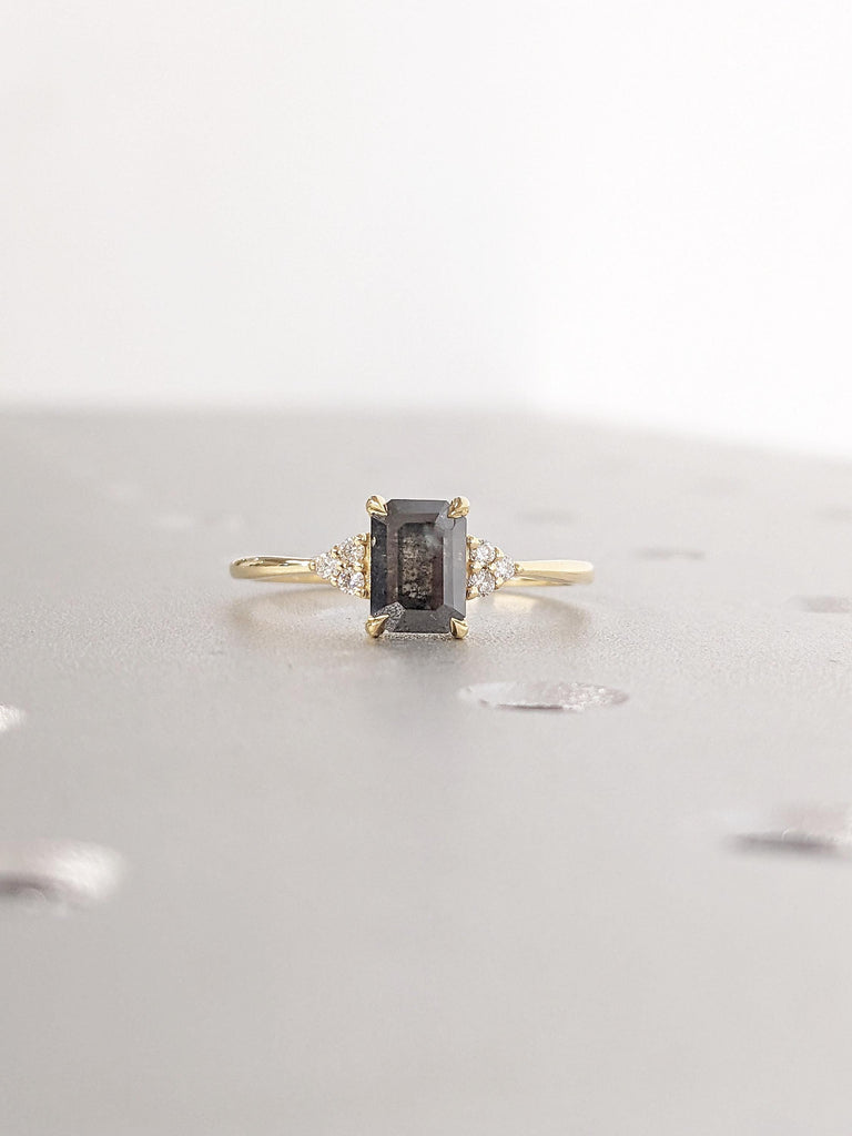 Emerald Cut Salt and Pepper Diamond Engagement Ring, 18k Yellow Gold Anniversary Ring, Art Deco Diamond Cluster Ring, Wedding Gift for Her