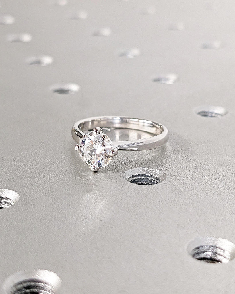 Solitaire Moissanite Promise Rings for Women, 18k White Gold Round Moissanite Ring, Dainty Engagement Ring, Unique Anniversary Gift for Her
