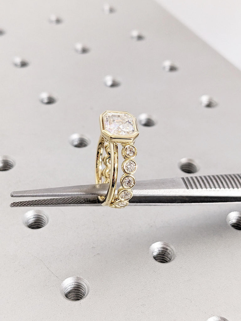 Unique Moissanite Wedding Ring Set, 14k Yellow Gold Bezel Set Ring, Moissanite Eternity Ring, Birthday Gift for Her, Dainty Anniversary Ring