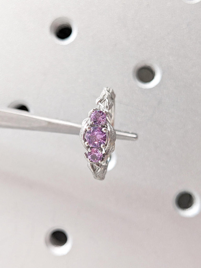 Vintage Lab Alexandrite Engagement Ring, Nature Inspired Platinum Ring, Unique Floral Ring, Art Deco Alexandrite Ring, Birthday Gift for Her