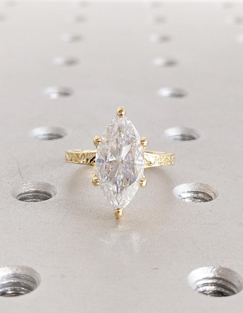 Solitaire Moissanite Ring | 18k Gold Ring | Engagement Rings for Women | Unique Wedding Band | Moissanite Jewelry | Filigree Wedding Ring