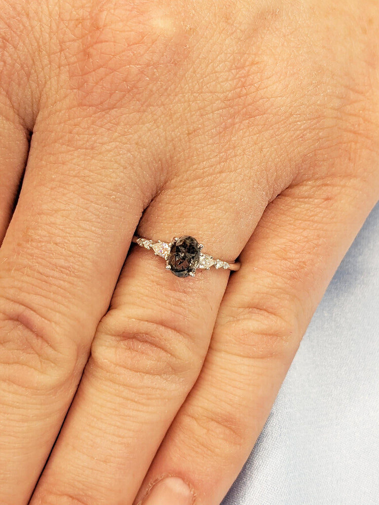 Oval Salt and Pepper Diamond Engagement Ring, 18k White Gold Promise Rings for Women, Moissanite Diamond Wedding Ring, Unique Birthday Gift