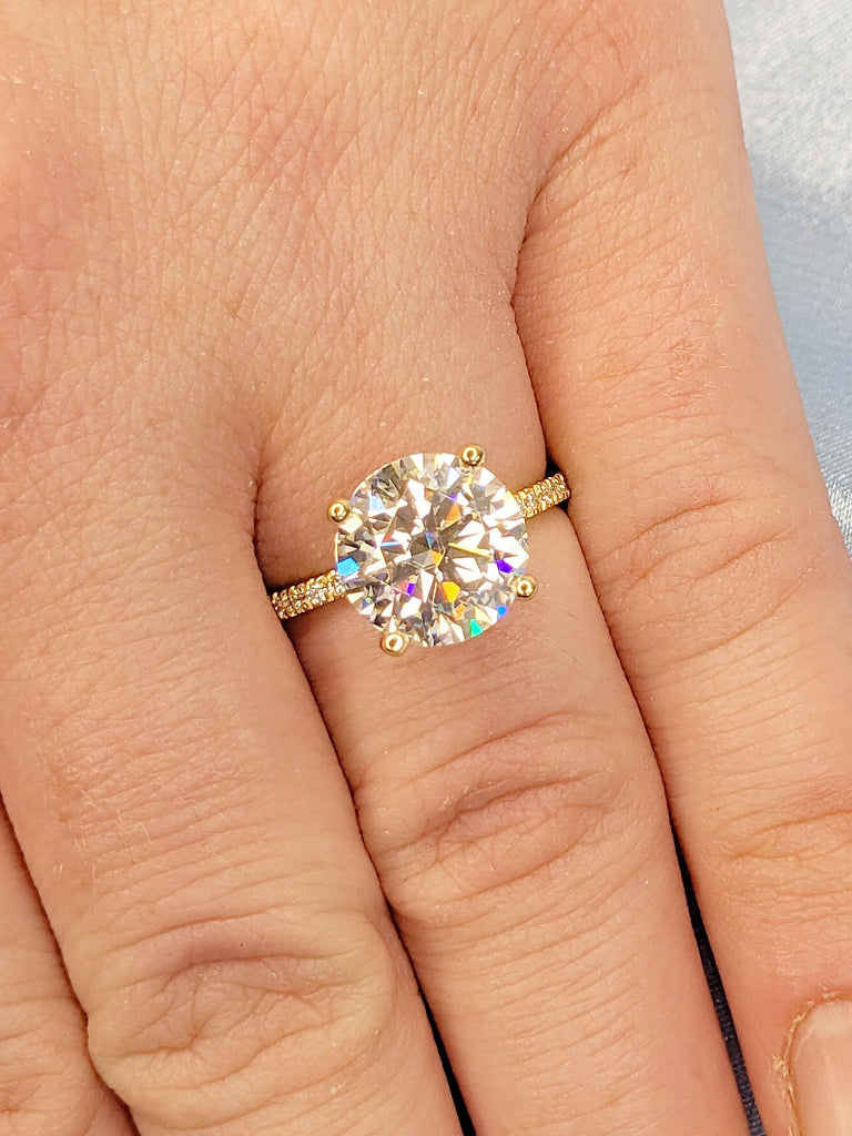 Round cut 4ct Moissanite Solitaire Proposal Ring for Her | Solid Gold Diamond Eternity Band