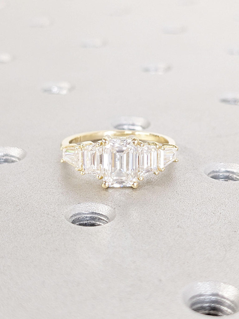 Art Deco Lab Diamond Ring
