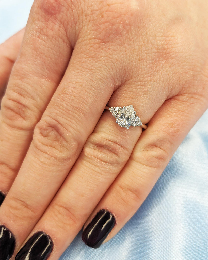 Vintage Pear Moissanite Engagement Ring, Unique Art Deco Diamond Cluster Ring, White Gold Engagement Ring for Women Wedding Anniversary Ring