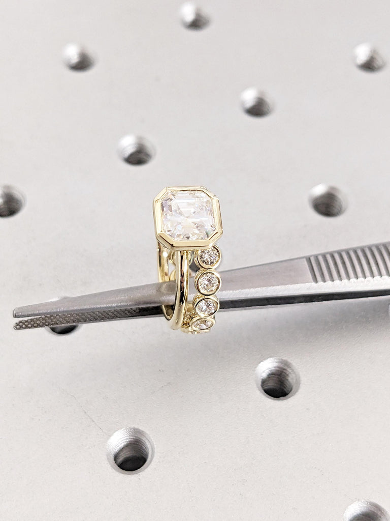 Unique Moissanite Wedding Ring Set, 14k Yellow Gold Bezel Set Ring, Moissanite Eternity Ring, Birthday Gift for Her, Dainty Anniversary Ring