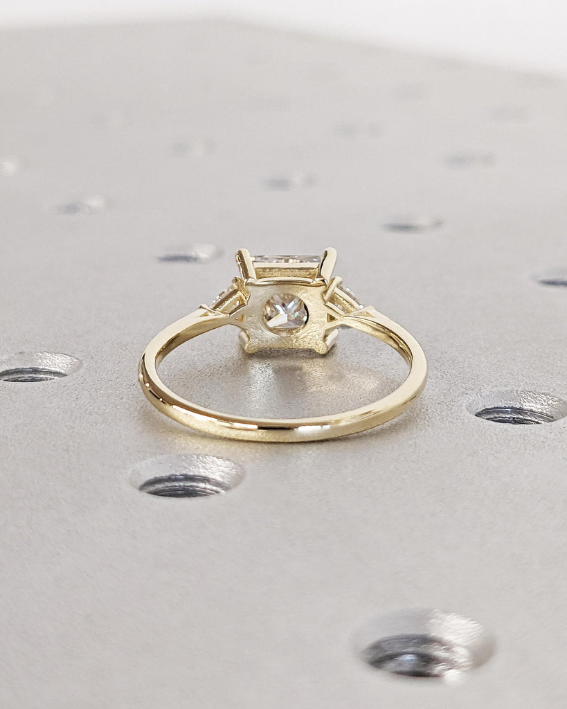 Princess Cut Engagement Ring in 14k Solid Gold / Square Moissanite Engagement Ring / Princess Triangle Moissanite Ring / Gold Promise Ring