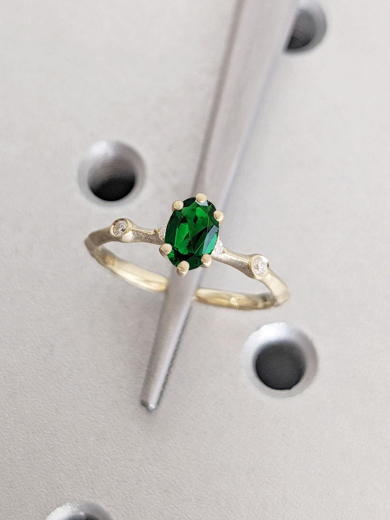Emerald Solitaire Ring, Genuine Lab Emerald Ring, Authentic Emerald Ring, Green Gemstone Ring, Oval Solitaire Ring, Precious Stone Ring