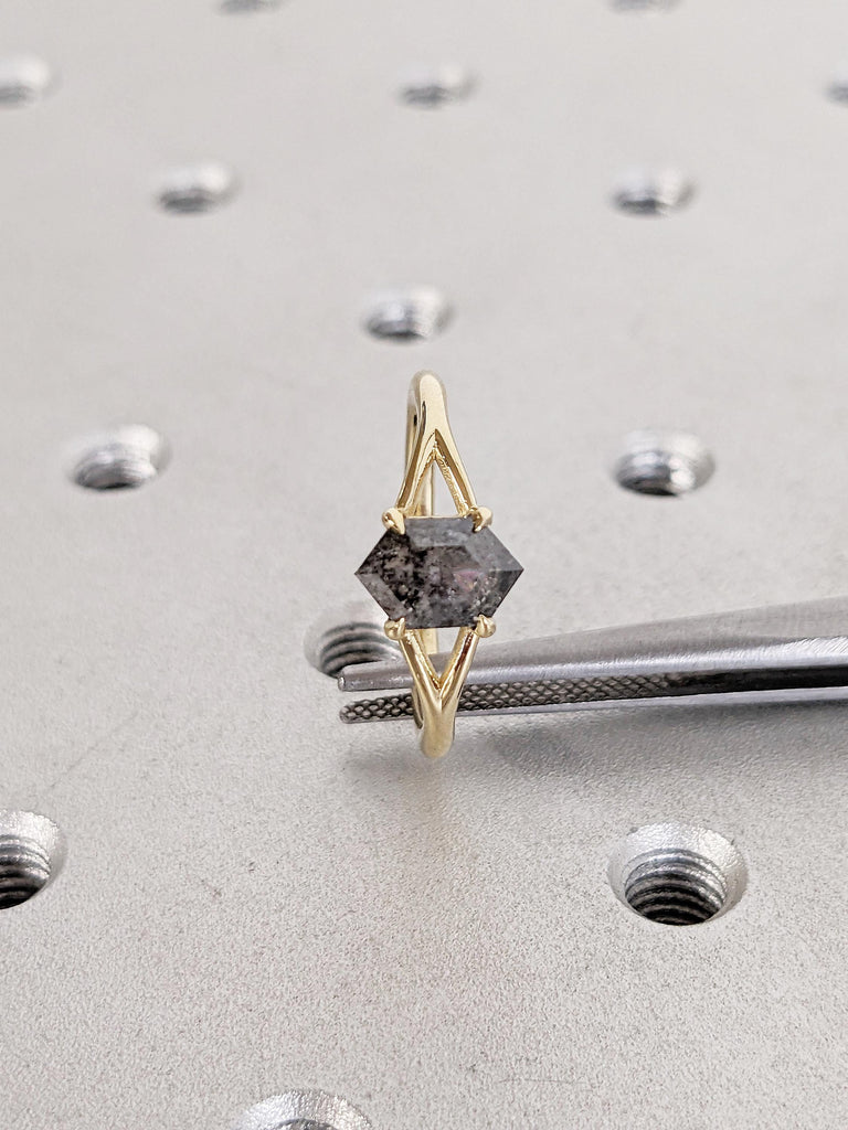 Salt and Pepper Diamond Ring | 14k Solid Gold Wedding Band | Solitaire Anniversary Ring | Hexagon Cut Diamond Ring | Birthday Gift for Wife