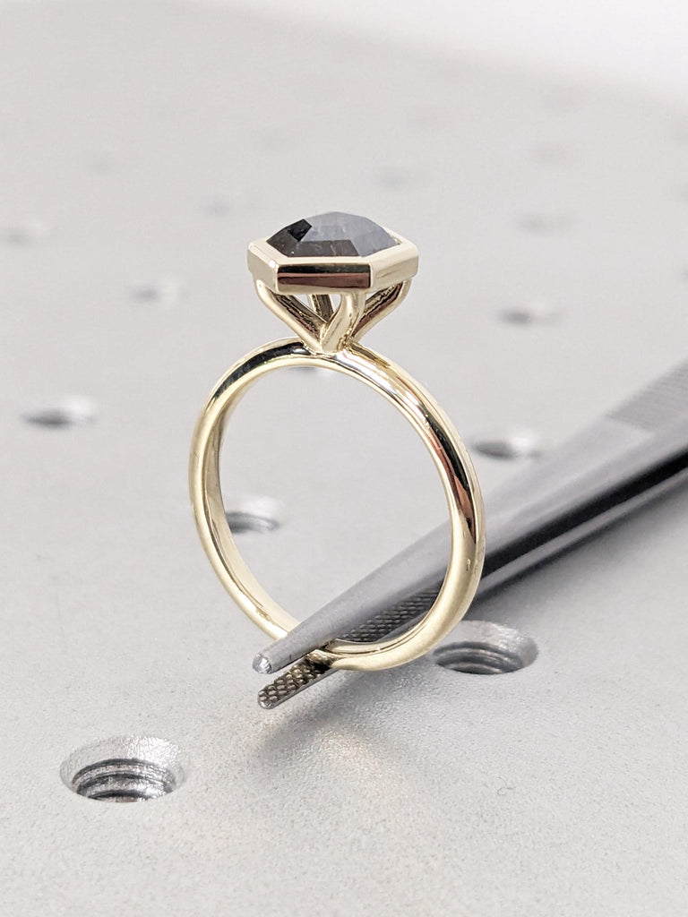 Salt and Pepper Diamond Ring, 14K Yellow Gold Bezel Set Diamond Ring, Unique Anniversary Ring, Dainty Promise Rings for Women, Gift for Her