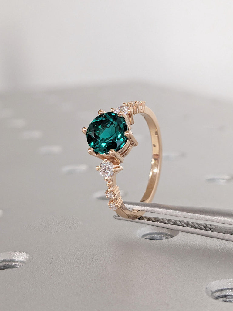 Perfect Emerald Diamonds Engagement Ring for Wife to Be | Round cut Green Emerald Wedding Ring | Lab Diamond Cluster Promise Ring | 18k Rose Gold Rings for Women