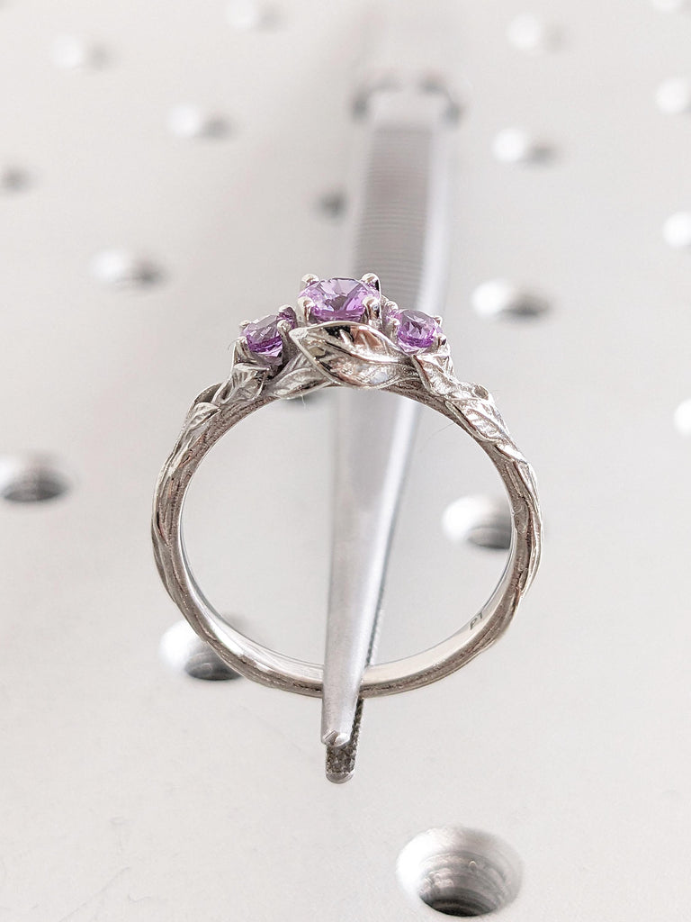 Vintage Lab Alexandrite Engagement Ring, Nature Inspired Platinum Ring, Unique Floral Ring, Art Deco Alexandrite Ring, Birthday Gift for Her