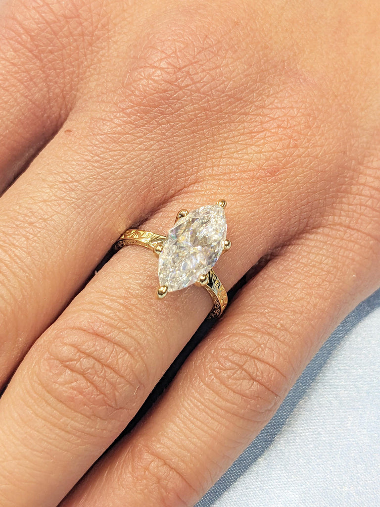 Solitaire Moissanite Ring | 18k Gold Ring | Engagement Rings for Women | Unique Wedding Band | Moissanite Jewelry | Filigree Wedding Ring