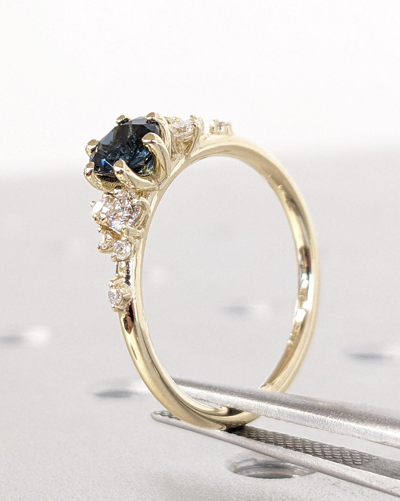 Peacock Sapphire Engagement Ring Vintage Round Cut Blue Green Sapphire White Gold Teal Sapphire Diamond Cluster Ring Moissanite Anniversary