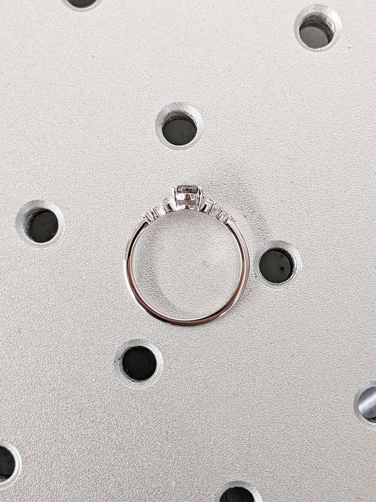 Oval Salt and Pepper Diamond Engagement Ring, 18k White Gold Promise Rings for Women, Moissanite Diamond Wedding Ring, Unique Birthday Gift