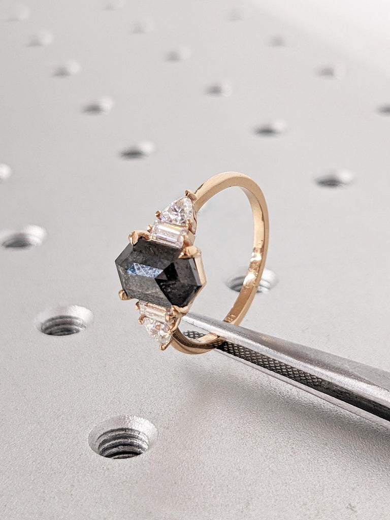 18k Rose Gold Salt and Pepper Diamond Ring, Art Deco Statement Ring, Vintage Diamond Wedding Rings for Women, Baguette, Trillion Cut Ring