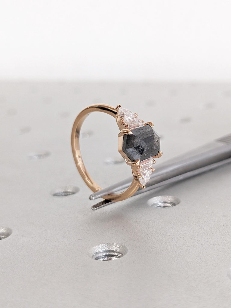 18k Rose Gold Salt and Pepper Diamond Ring, Art Deco Statement Ring, Vintage Diamond Wedding Rings for Women, Baguette, Trillion Cut Ring