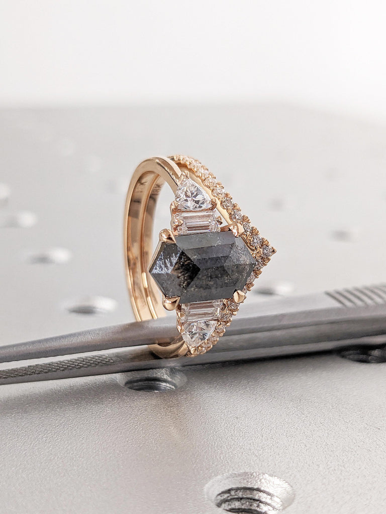 Unique 18k Rose Gold Engagement Ring Set, Vintage Salt and Pepper Diamond Ring, Dainty Moissanite Chevron Wedding Ring, Bridal Gift for Her