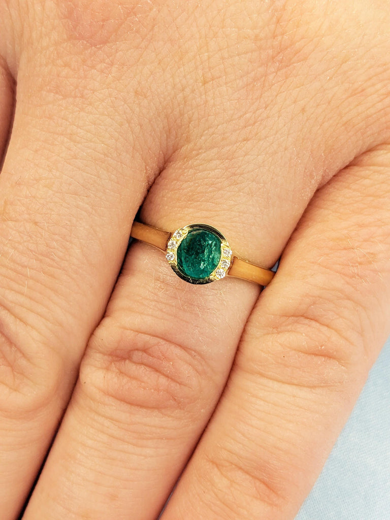 Natural Emerald Ring, Dainty 14k Solid Gold Wedding Ring, Bezel Set Ring with Diamond or Moissanite, Anniversary Ring, Green Gemstone Ring