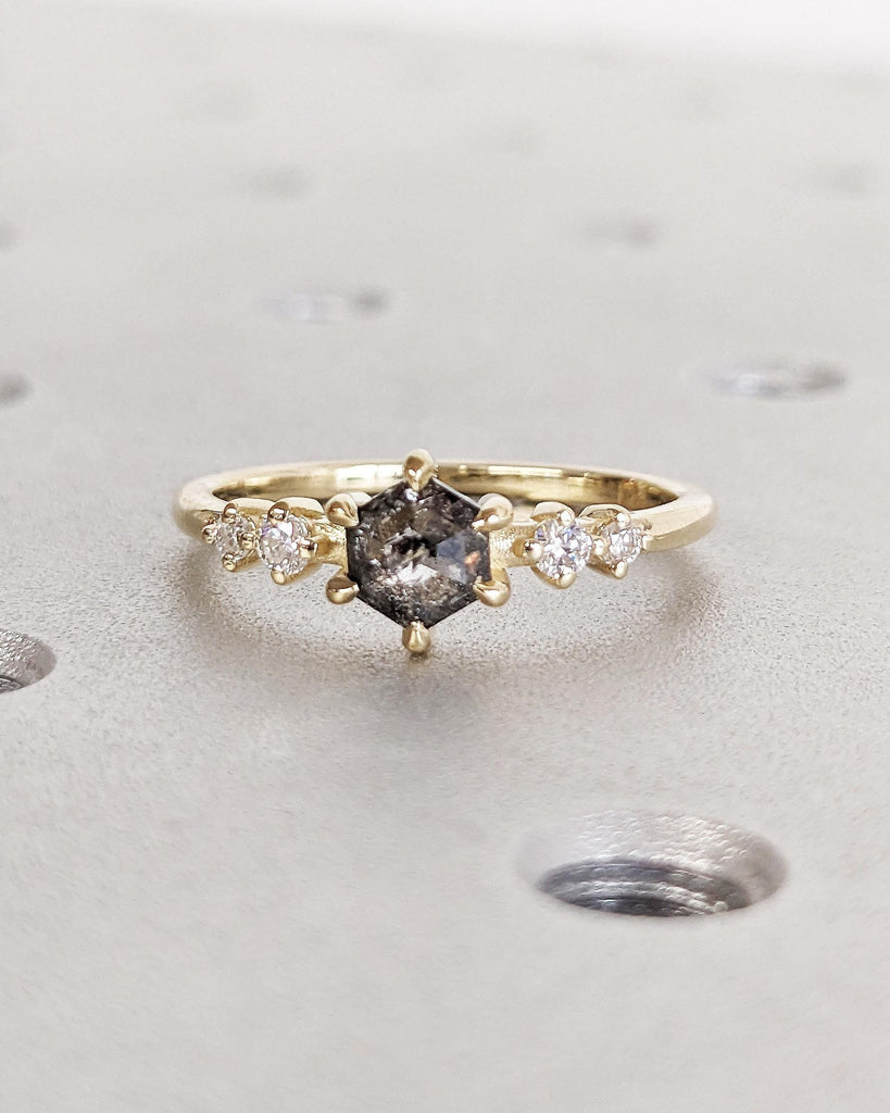 Art Deco Salt and Pepper Diamond Ring, Dainty 14K Solid Gold Wedding Band, Vintage Hexagon Cut Diamond Ring, Unique Anniversary Gift for Mom