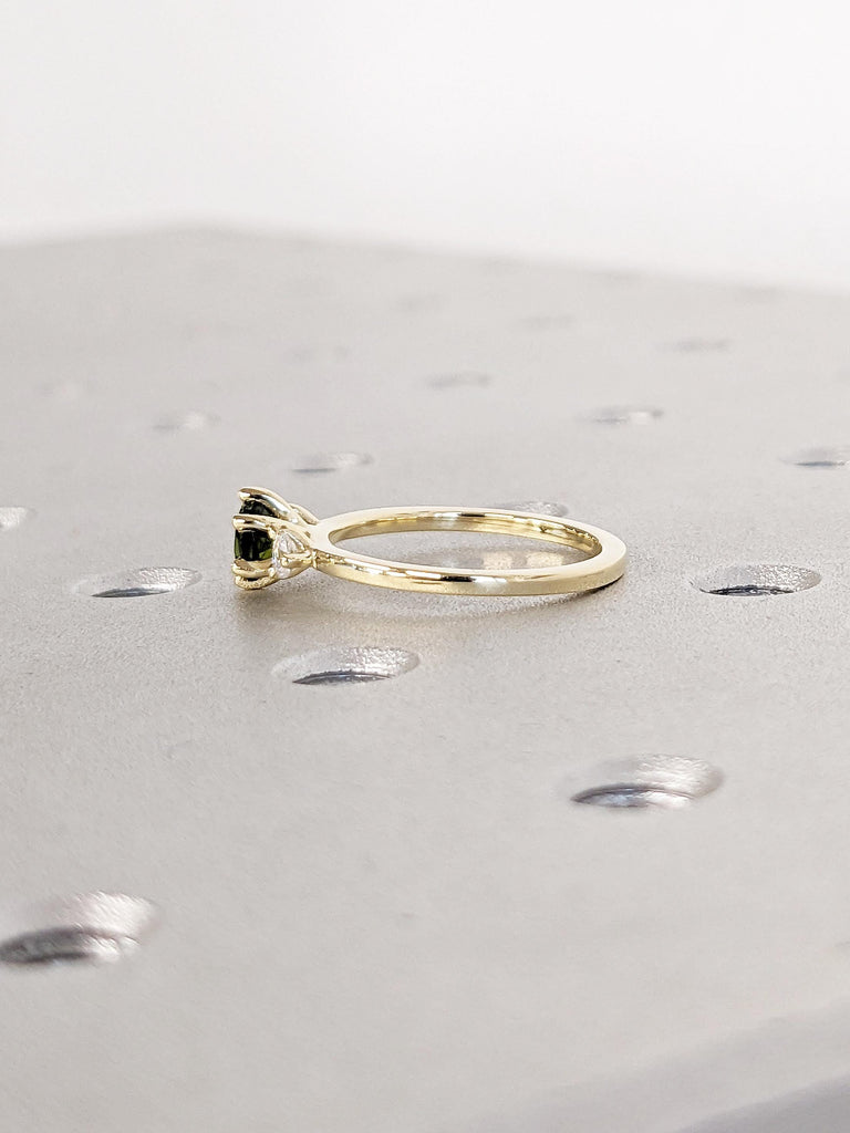 14k Yellow Gold Tourmaline Anniversary Ring, Green Tourmaline Ring, Vintage Promise Ring, Wedding Anniversary Gift for Mom, Birthstone Ring
