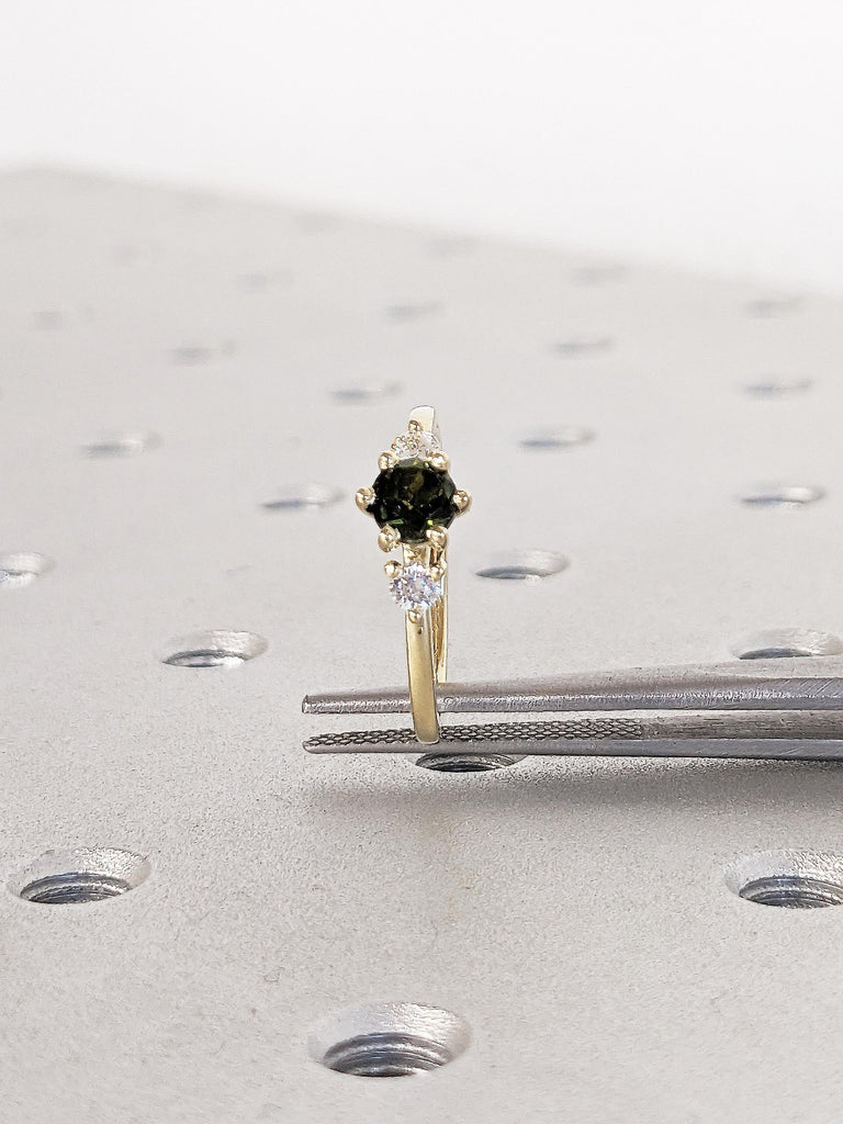 14k Yellow Gold Tourmaline Anniversary Ring, Green Tourmaline Ring, Vintage Promise Ring, Wedding Anniversary Gift for Mom, Birthstone Ring
