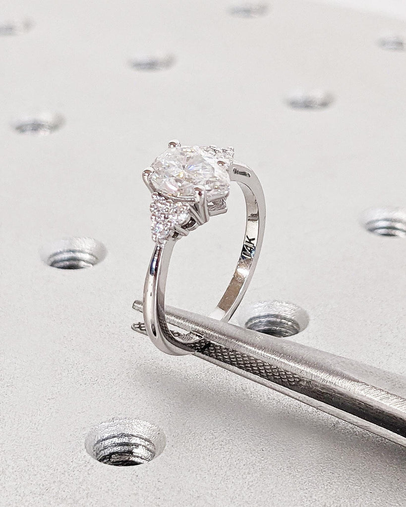 Vintage Pear Moissanite Engagement Ring, Unique Art Deco Diamond Cluster Ring, White Gold Engagement Ring for Women Wedding Anniversary Ring